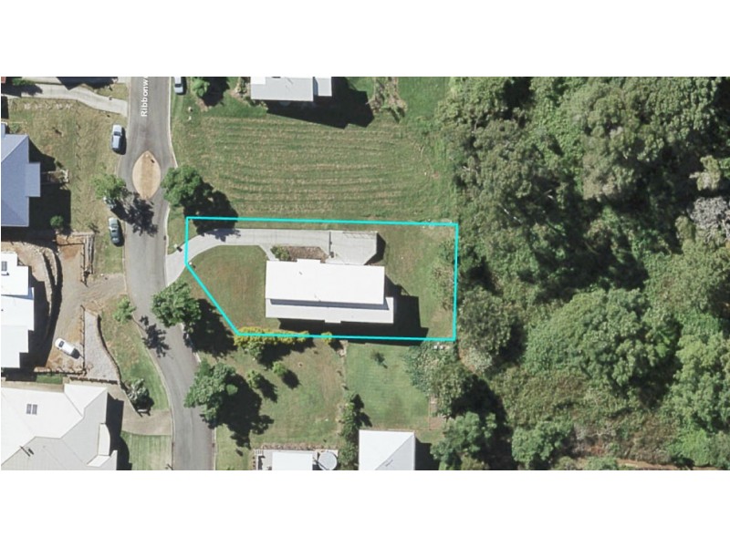 6 Ribbonwood Ave, Maleny QLD 4552