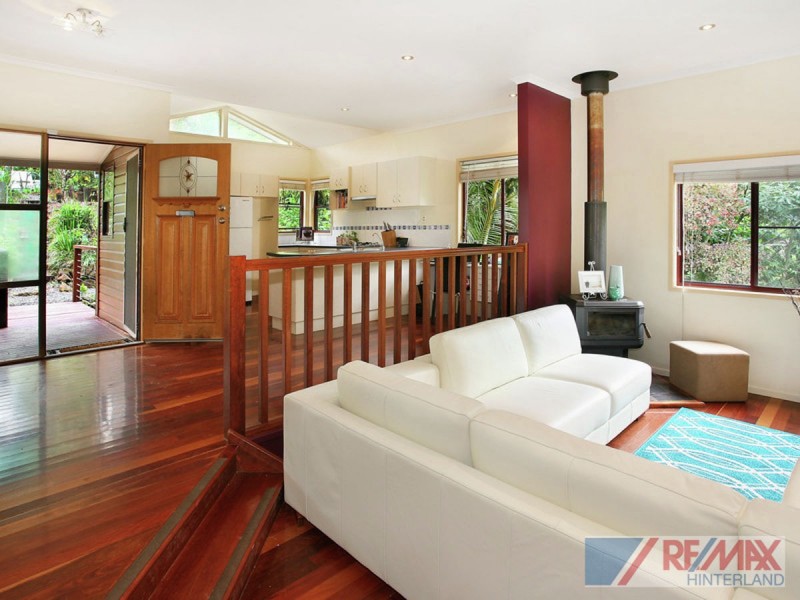 25 Deodar Court, Mapleton QLD 4560