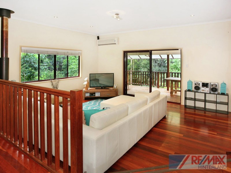 25 Deodar Court, Mapleton QLD 4560