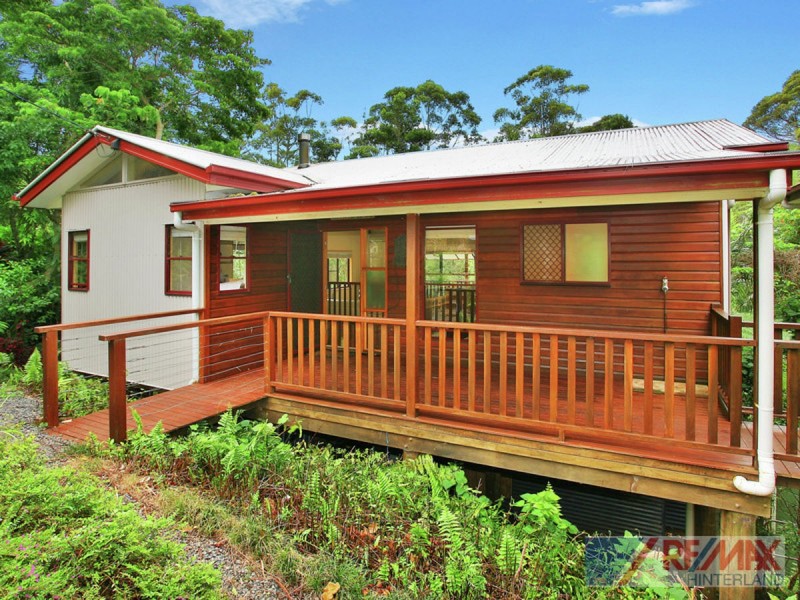 25 Deodar Court, Mapleton QLD 4560