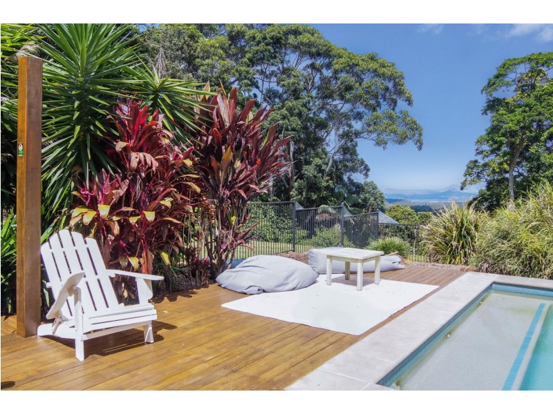 13 Alfs Road, Maleny QLD 4552