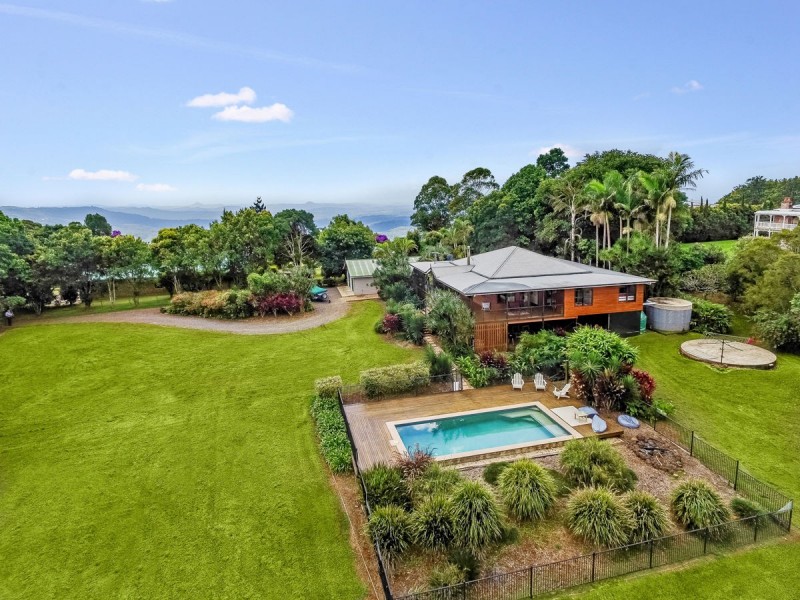 13 Alfs Road, Maleny QLD 4552