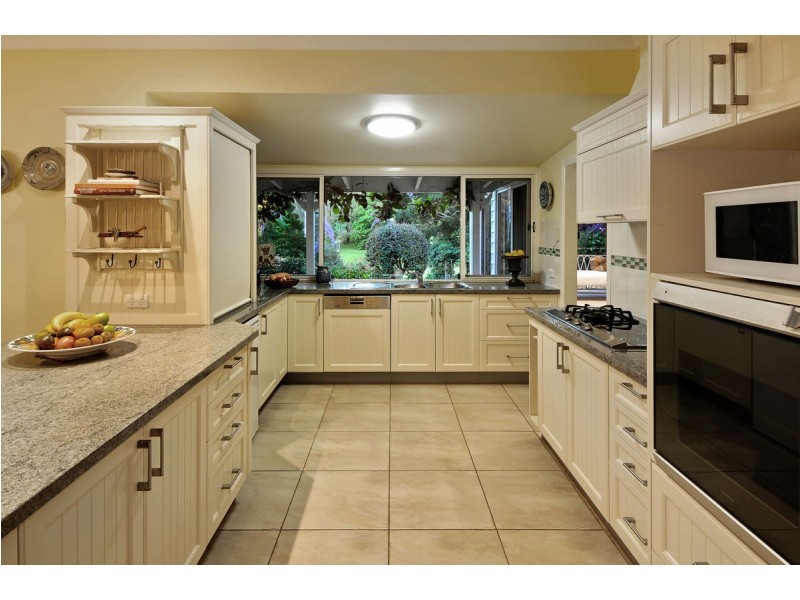 33 Glen Eden Court, Flaxton QLD 4560