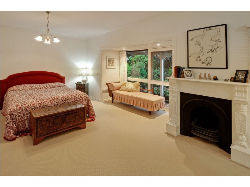 33 Glen Eden Court, Flaxton QLD 4560