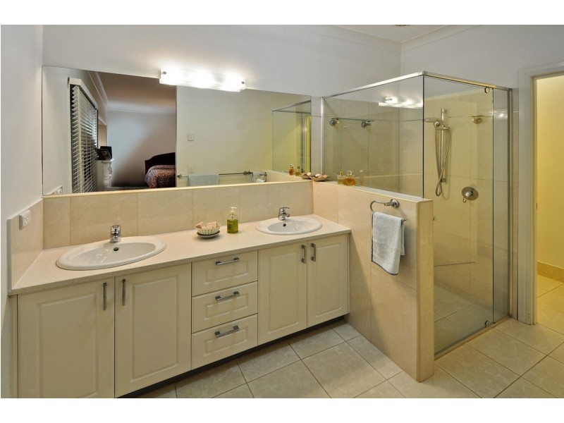 33 Glen Eden Court, Flaxton QLD 4560