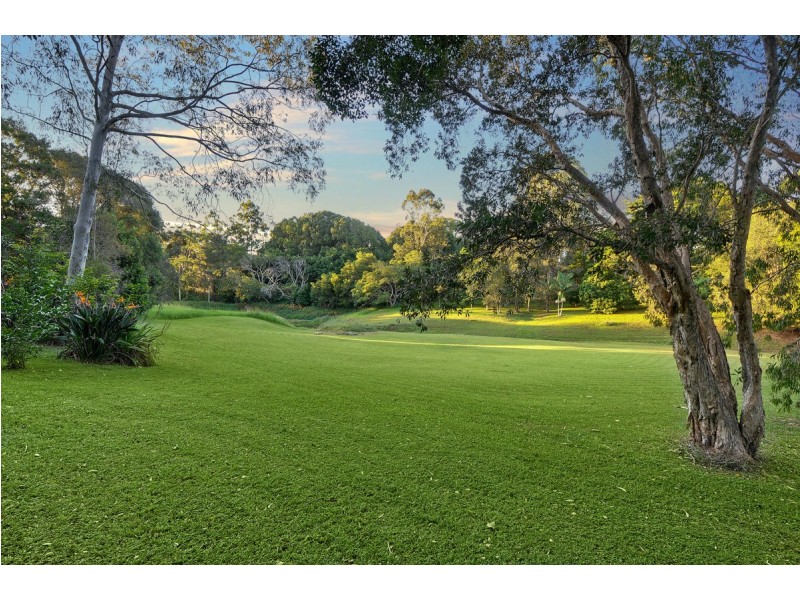 33 Glen Eden Court, Flaxton QLD 4560