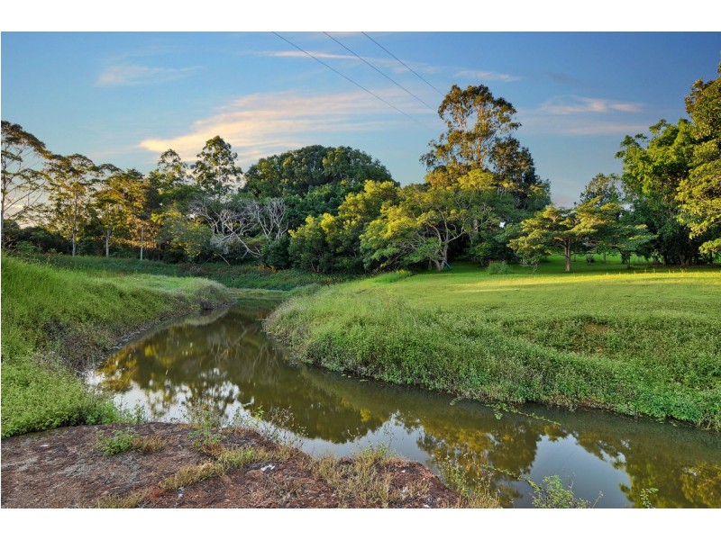 33 Glen Eden Court, Flaxton QLD 4560