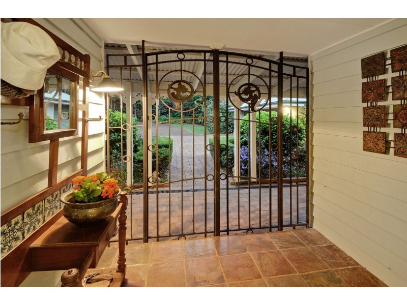 33 Glen Eden Court, Flaxton QLD 4560