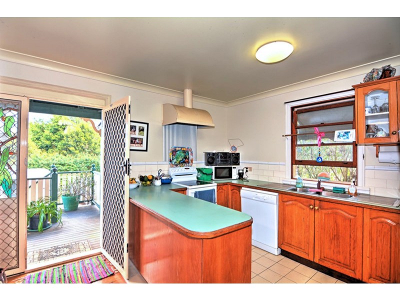 67 Macadamia Drive, Maleny QLD 4552