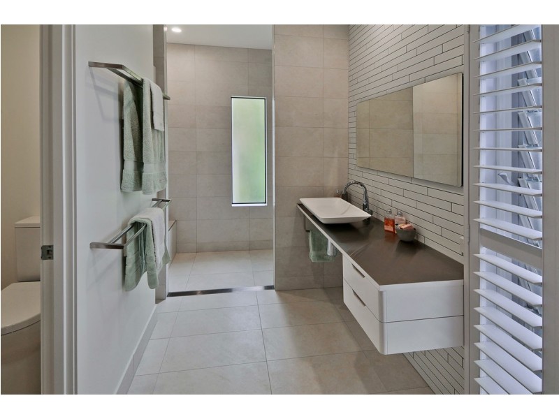 22 Lorikeet Lane, Maleny QLD 4552