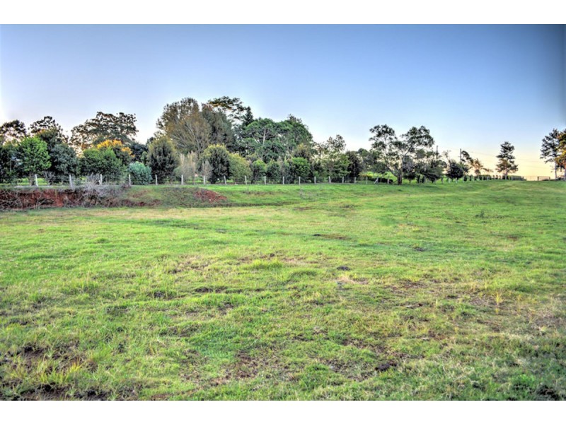 805 Landsborough Maleny Road, Maleny QLD 4552
