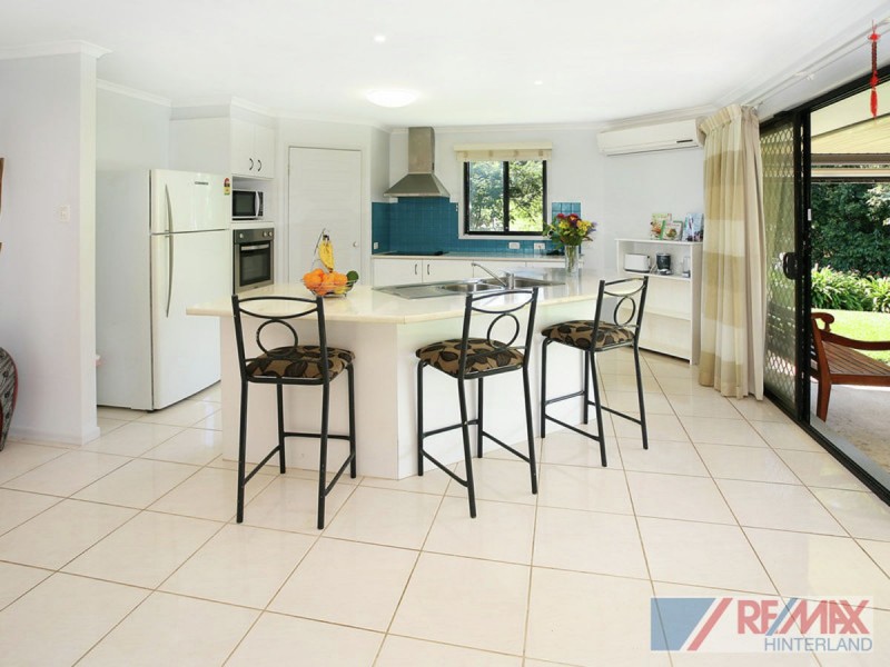 30 Water Gum Cres, Maleny QLD 4552