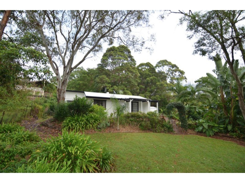 2 Karri Court, Mapleton QLD 4560