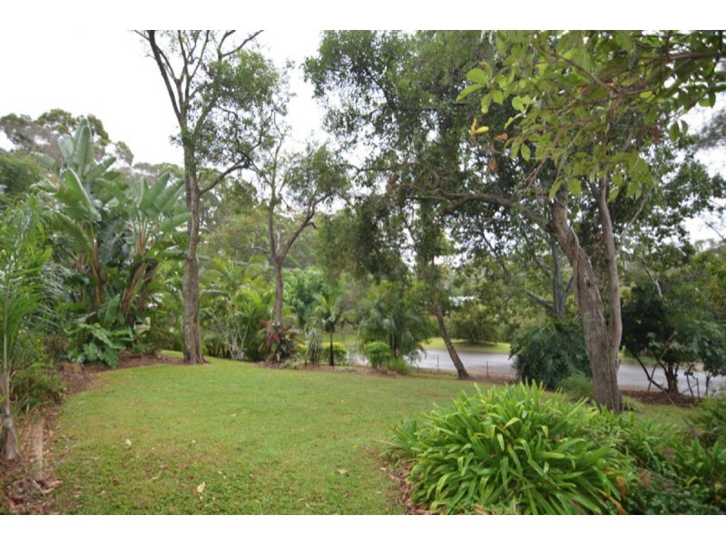 2 Karri Court, Mapleton QLD 4560