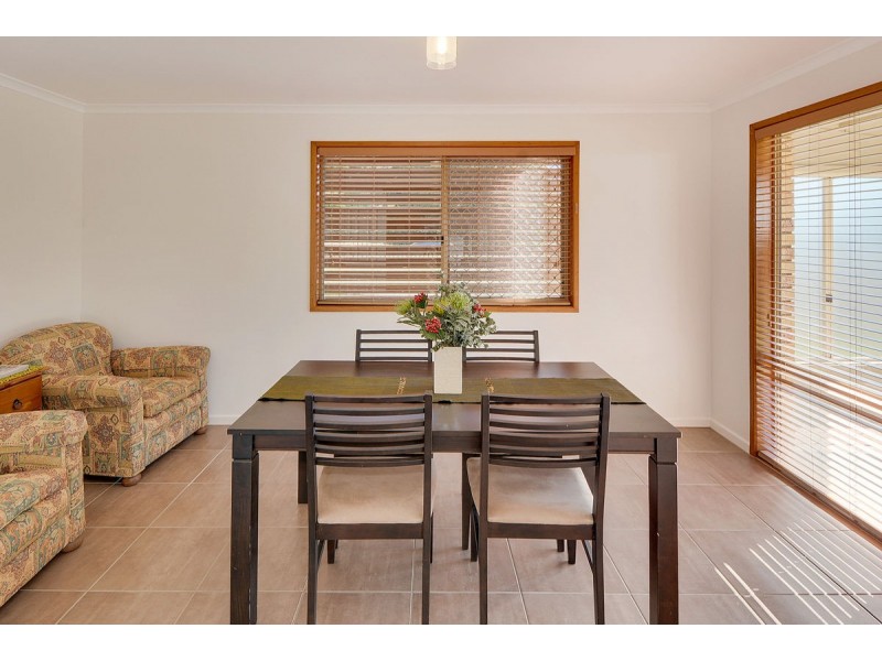 12 Meadow Road, Maleny QLD 4552