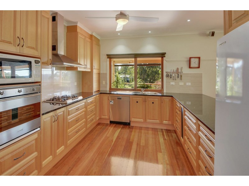56 Rosella Road, Maleny QLD 4552