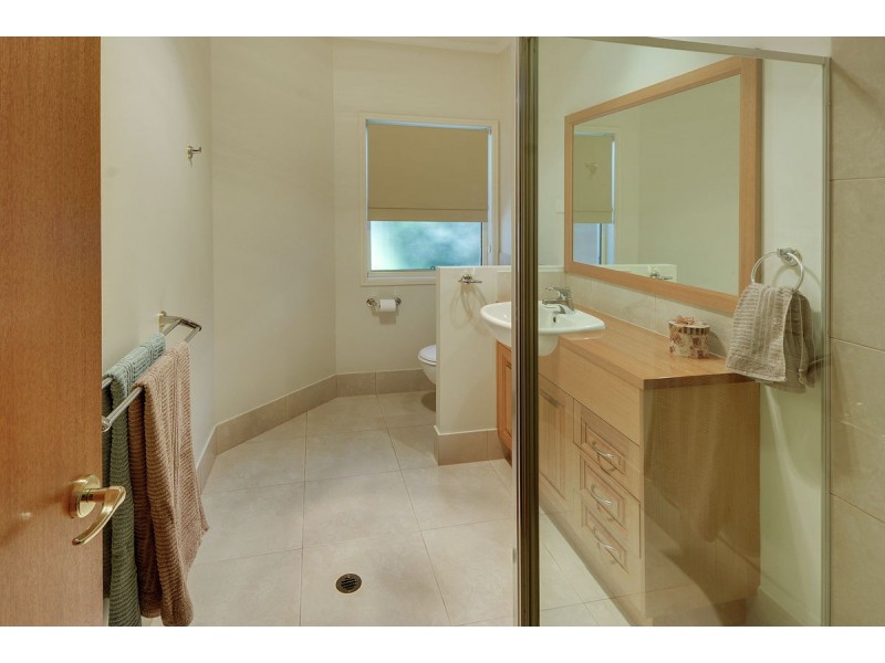 56 Rosella Road, Maleny QLD 4552