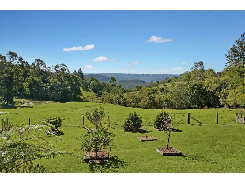 56 Rosella Road, Maleny QLD 4552
