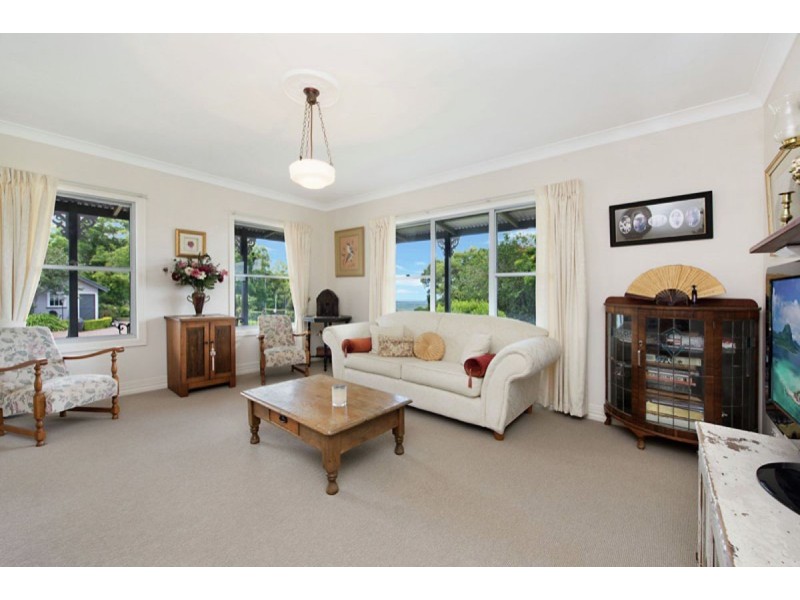 42 McCarthy Shute Road, Maleny QLD 4552