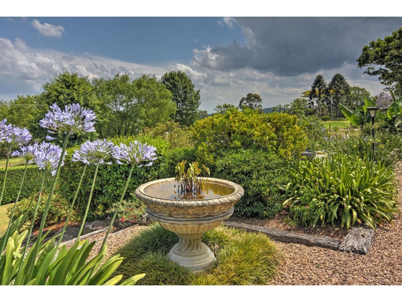 42 McCarthy Shute Road, Maleny QLD 4552