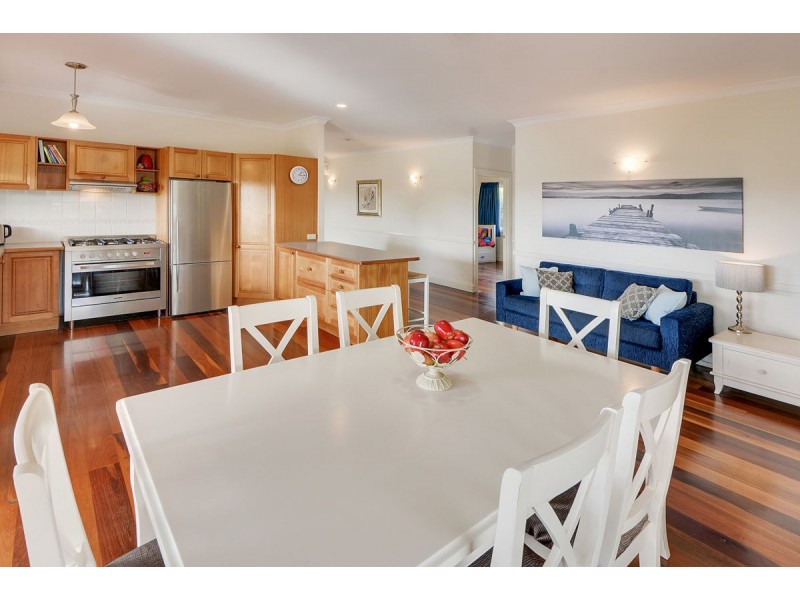 13 Oxenham Lane, Maleny QLD 4552