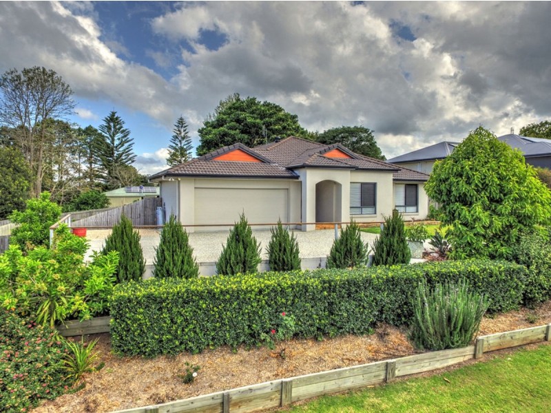 61 Water Gum Cres, Maleny QLD 4552