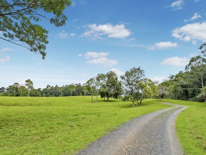 57 Mountain View Road, Maleny QLD 4552