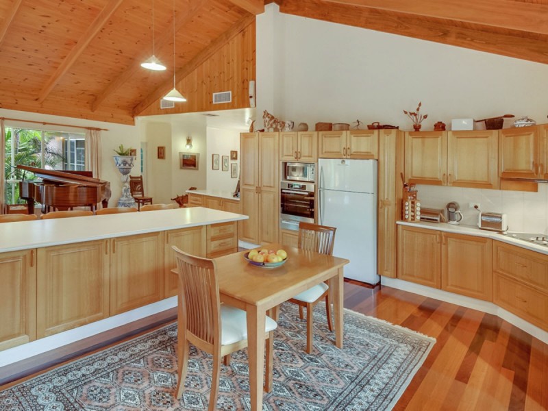 57 Mountain View Road, Maleny QLD 4552