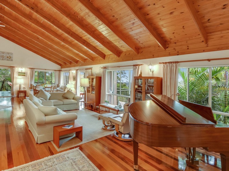 57 Mountain View Road, Maleny QLD 4552