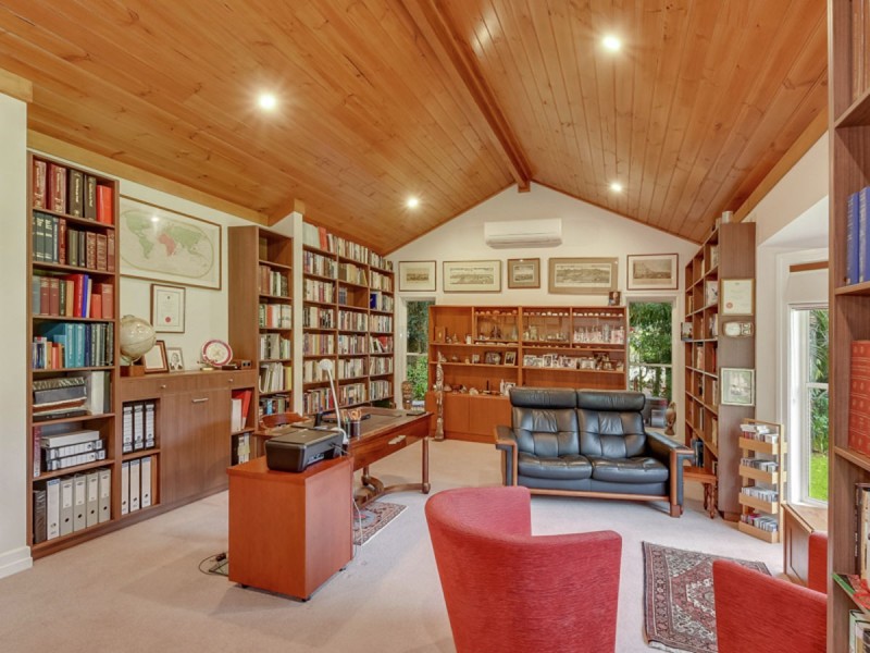 57 Mountain View Road, Maleny QLD 4552