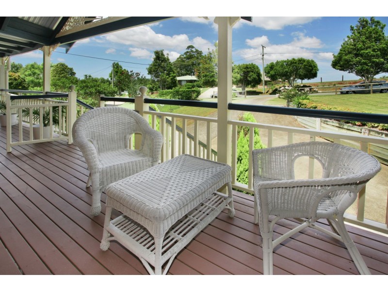 49 Bunya Street, Maleny QLD 4552