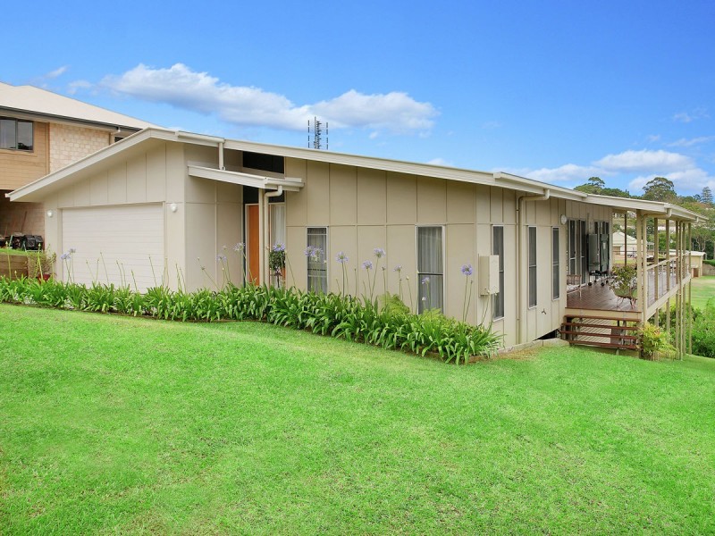 13 Ribbonwood Ave, Maleny QLD 4552