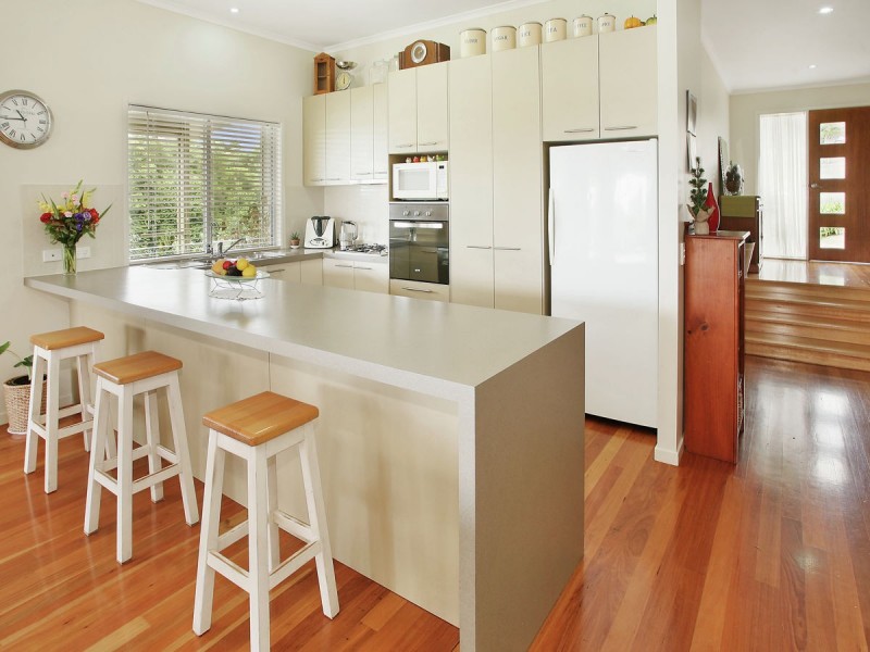 13 Ribbonwood Ave, Maleny QLD 4552