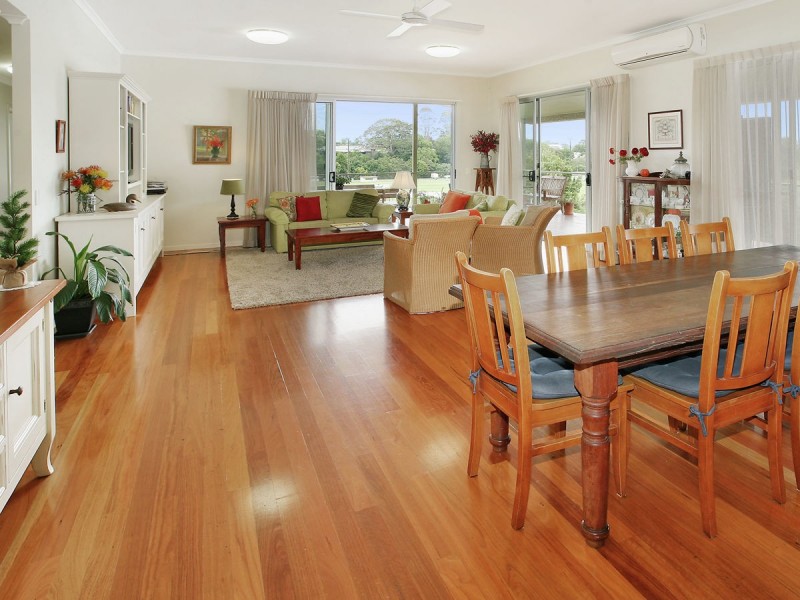 13 Ribbonwood Ave, Maleny QLD 4552