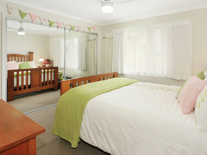 13 Ribbonwood Ave, Maleny QLD 4552