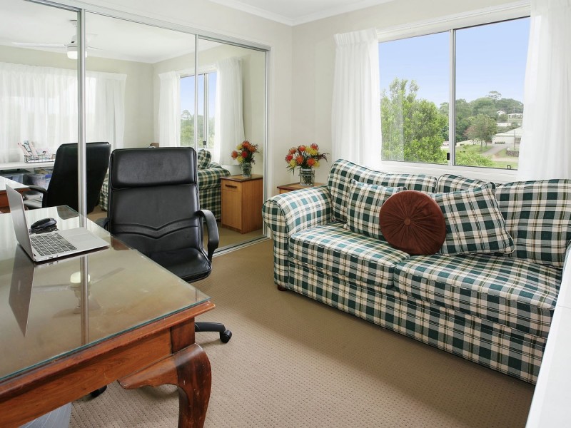 13 Ribbonwood Ave, Maleny QLD 4552