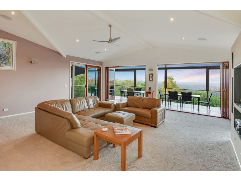 23 Curlew Court, Maleny QLD 4552