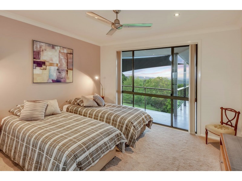 23 Curlew Court, Maleny QLD 4552