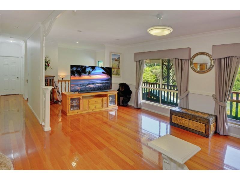 60 Mountain View Road, Maleny QLD 4552