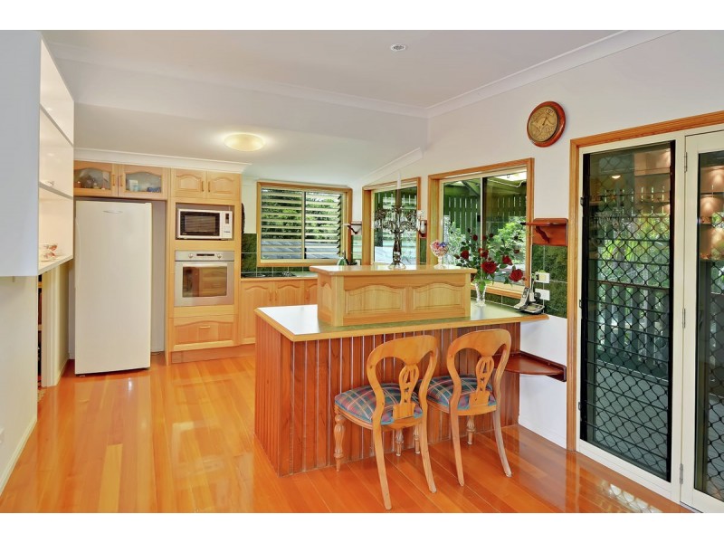 60 Mountain View Road, Maleny QLD 4552