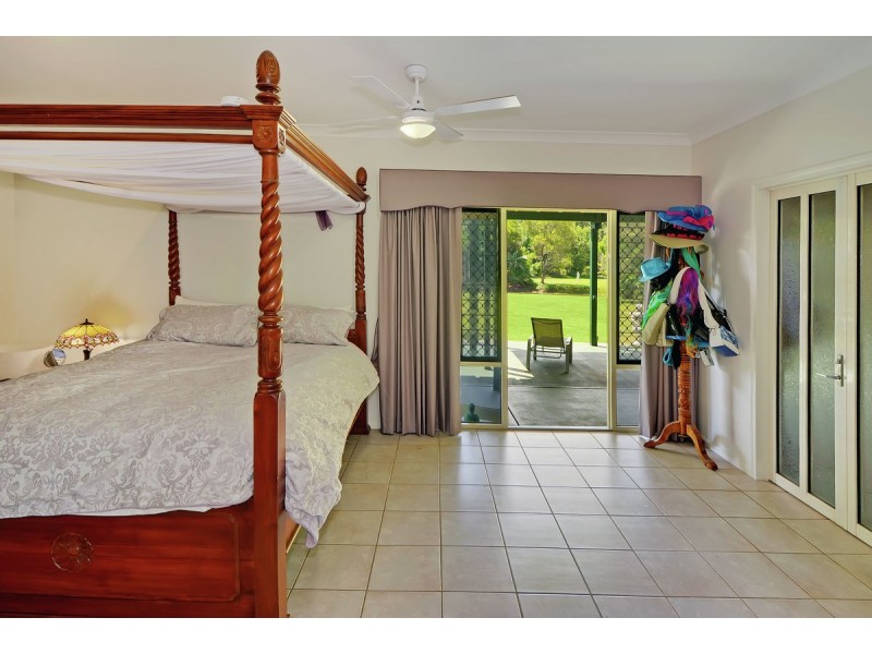 60 Mountain View Road, Maleny QLD 4552