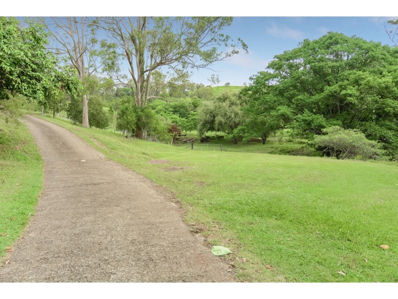 25 Agnew Road, Mount Mellum QLD 4550