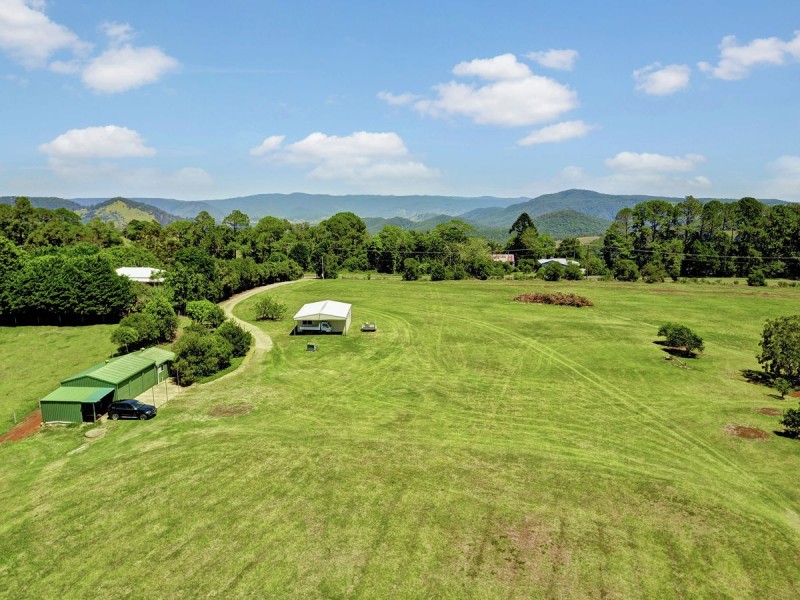 418 Maleny Kenilworth Road, Witta QLD 4552
