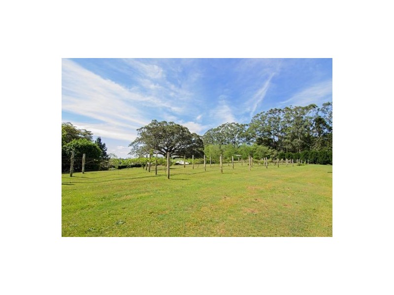 1074 Landsborough Maleny Rd, Maleny QLD 4552