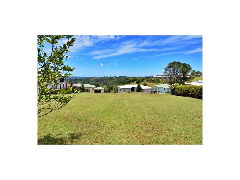 22 Lorikeet Lane, Maleny QLD 4552