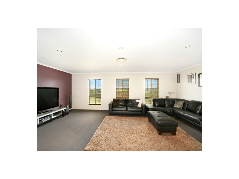 12 Greenhills Esplanade, Maleny QLD 4552