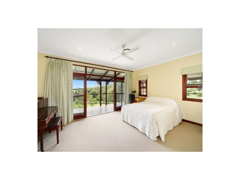 42 Treehaven Way, Maleny QLD 4552