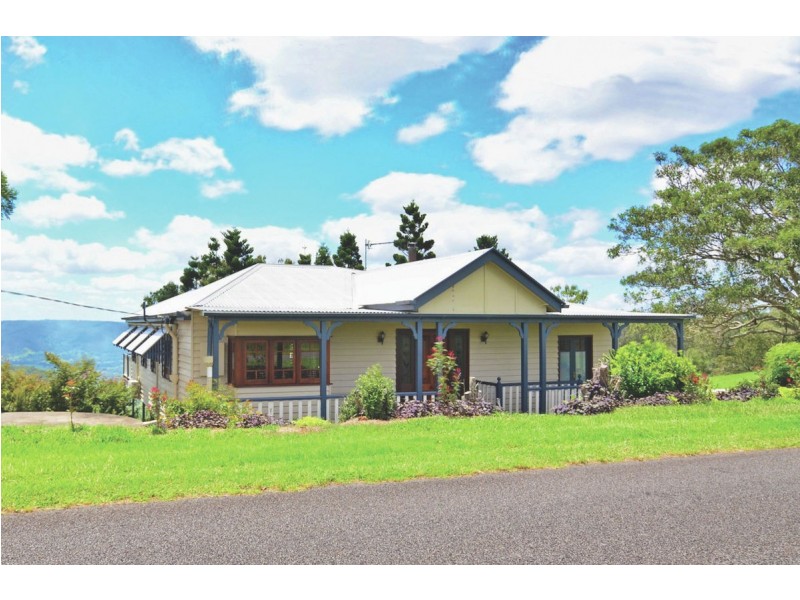203 Schultz Road, Maleny QLD 4552