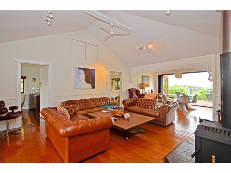 203 Schultz Road, Maleny QLD 4552