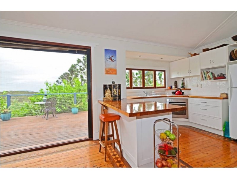 203 Schultz Road, Maleny QLD 4552